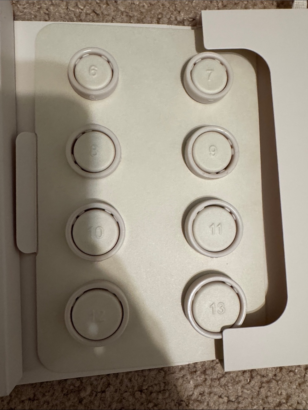 Oura Ring Sizing Kit - Picture 2 of 3